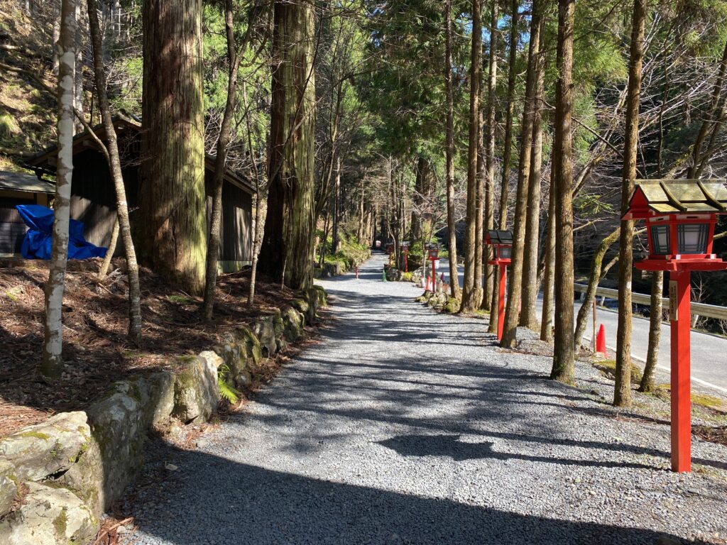 貴船神社