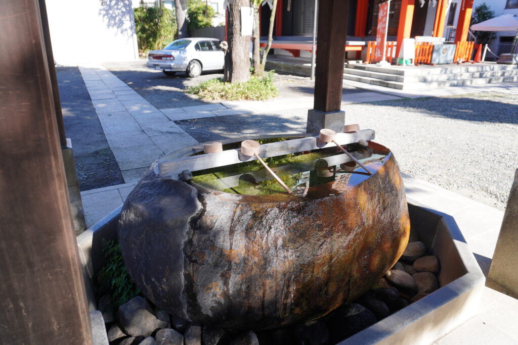 麻布氷川神社_手水舎