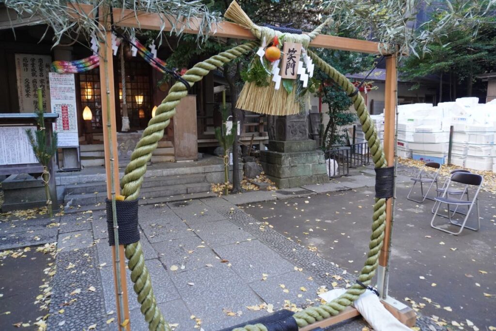 稲荷鬼王神社_輪くぐり