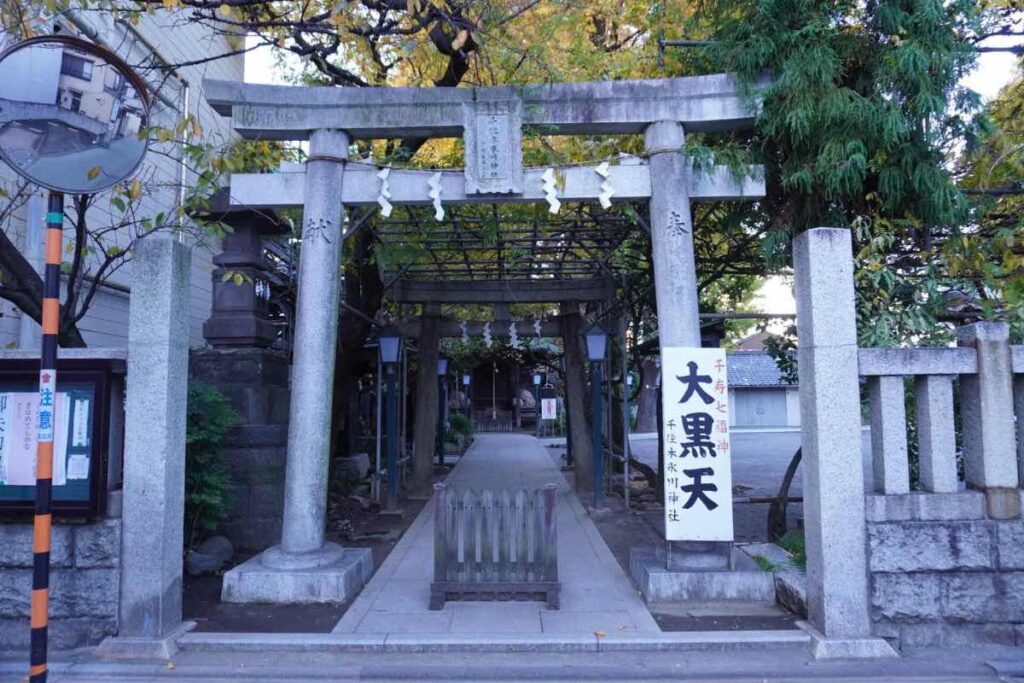 千住本氷川神社_鳥居