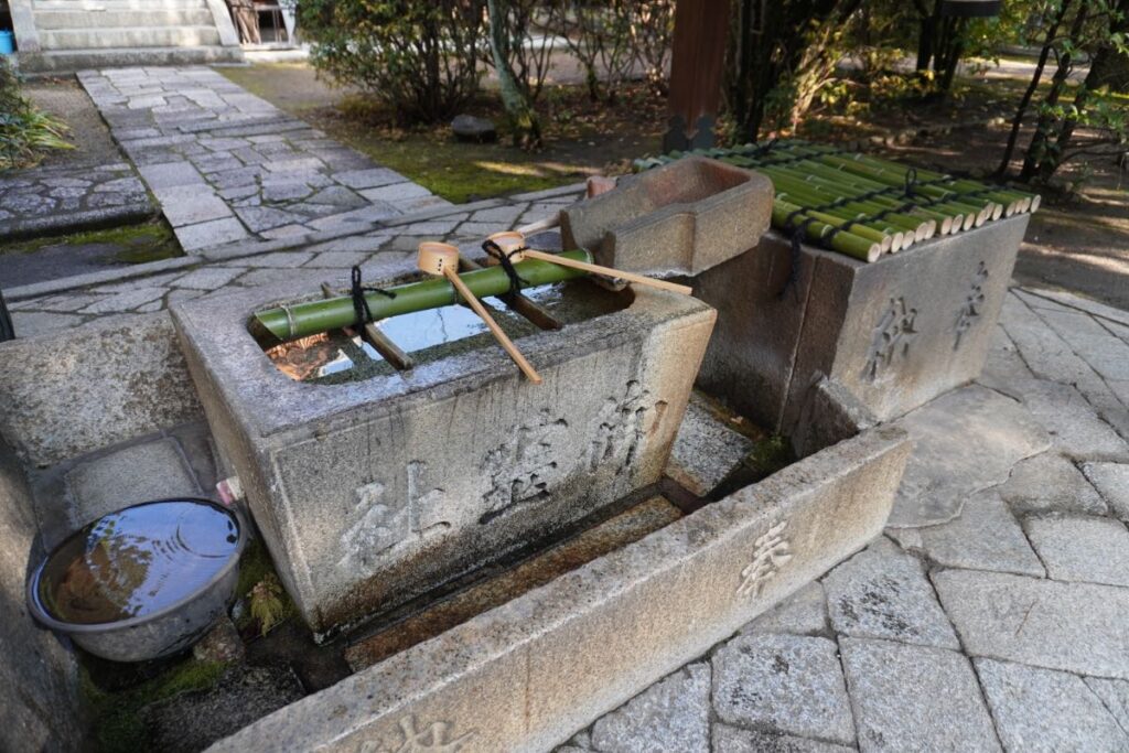 御霊神社_手水舎