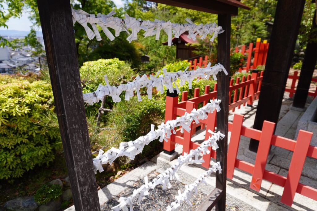 建勲神社