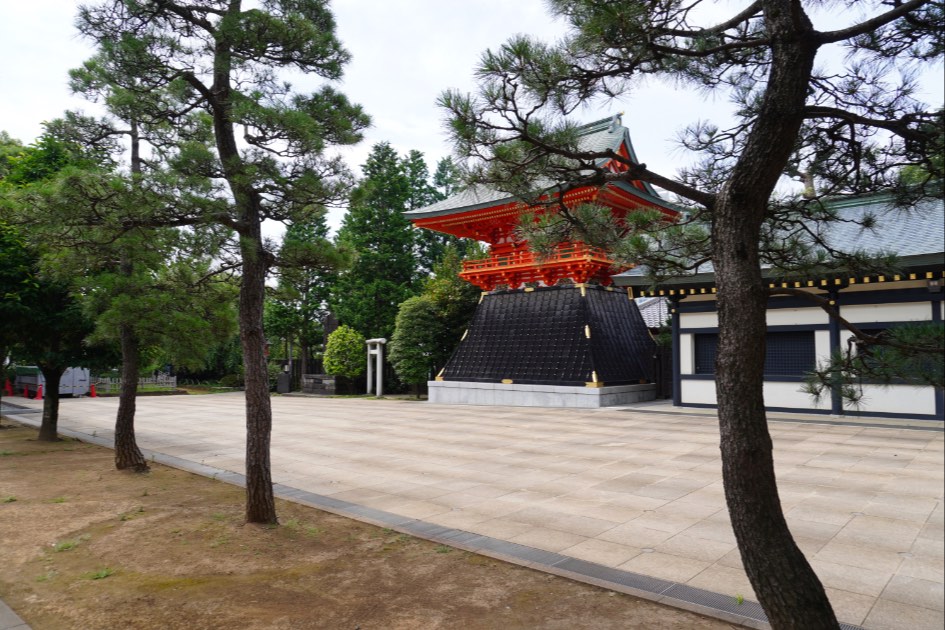 穴八幡宮