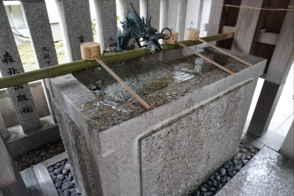 築土神社