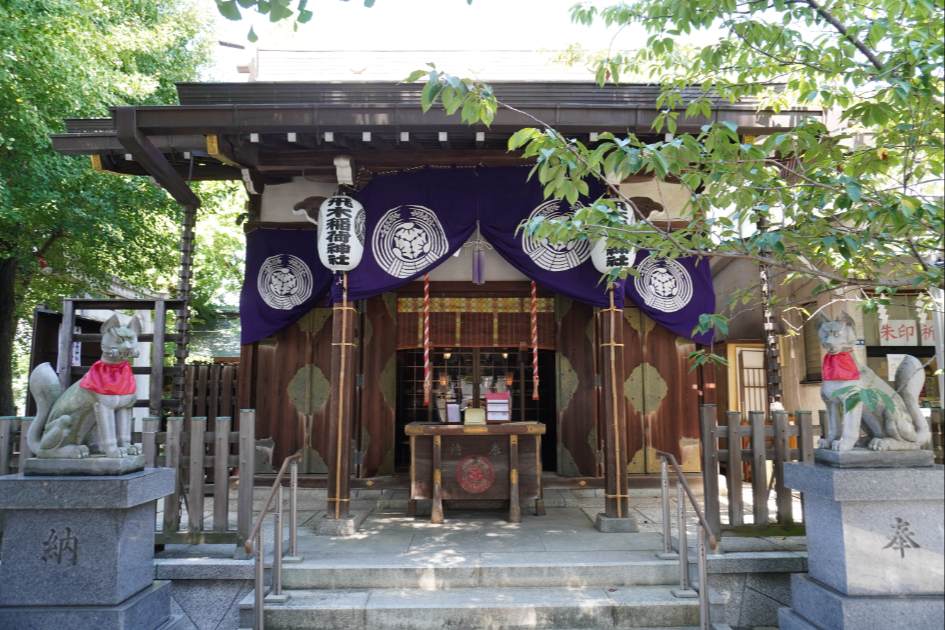 飛木稲荷神社