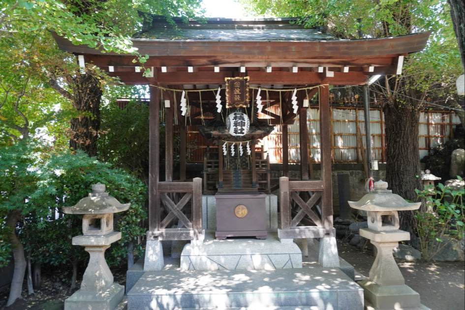 飛木稲荷神社