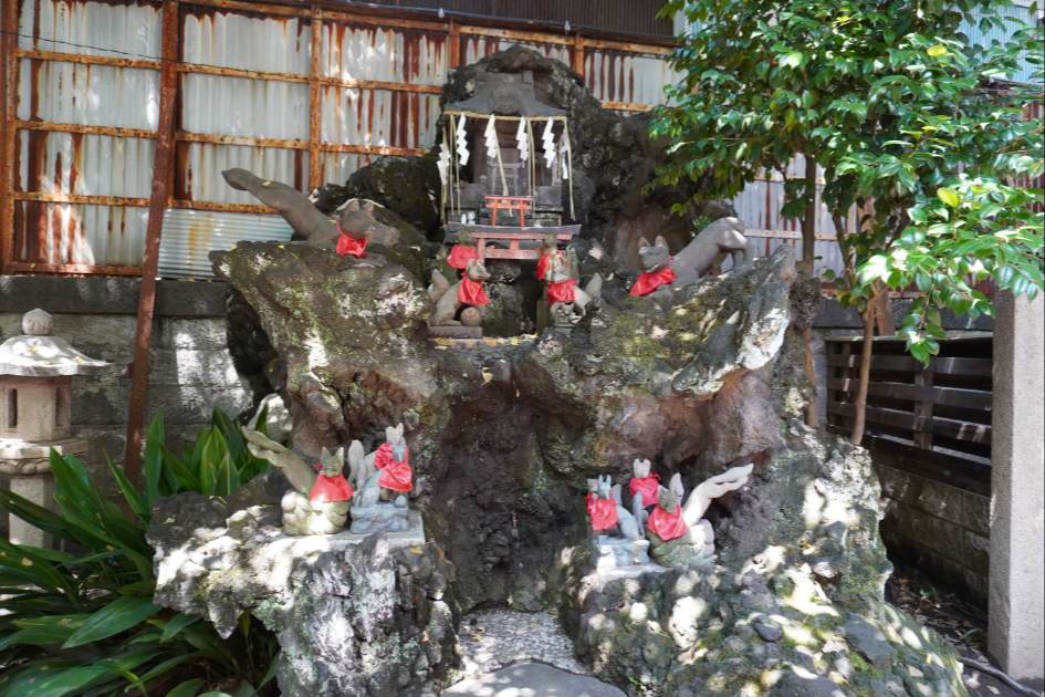 飛木稲荷神社