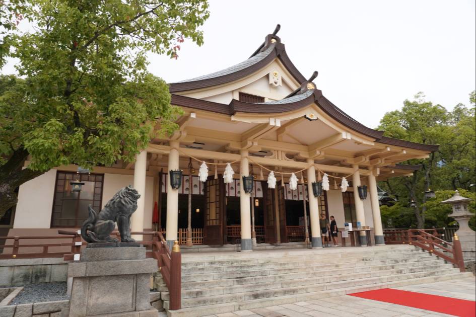 湊川神社